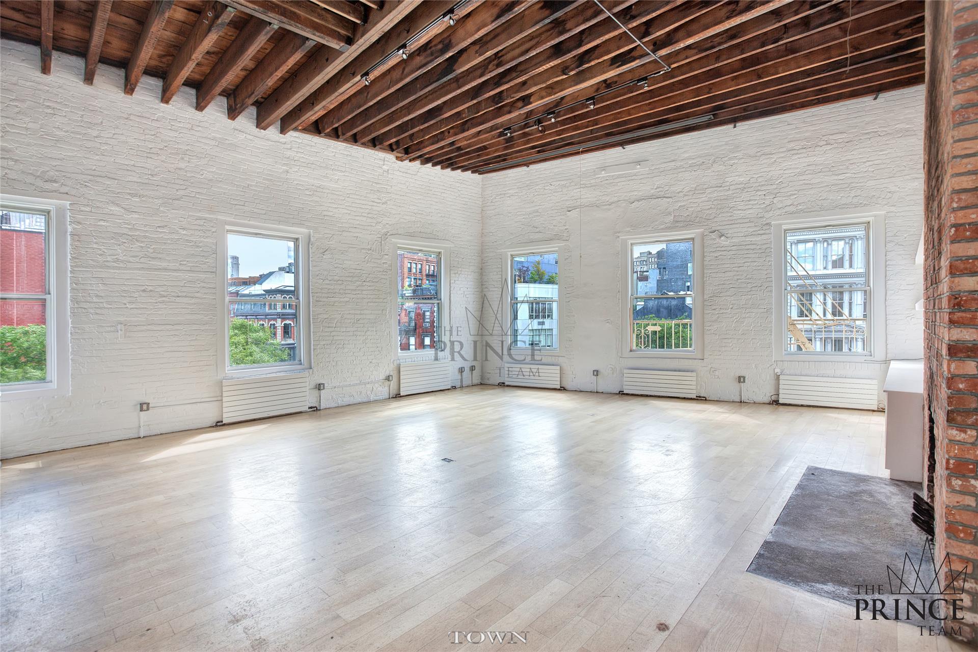 325 Bowery, New York, NY 10003