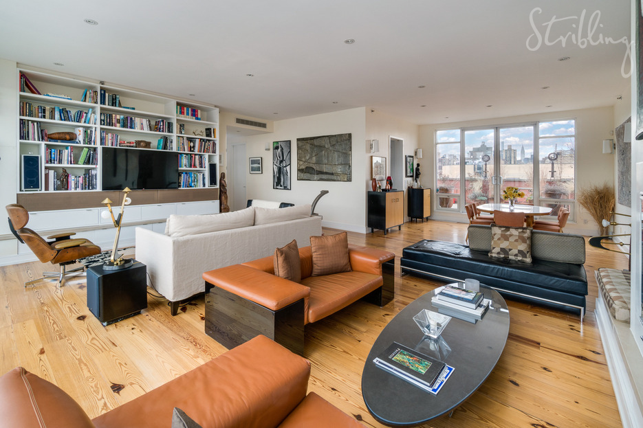 19 Saint Marks Place, New York, NY 10003