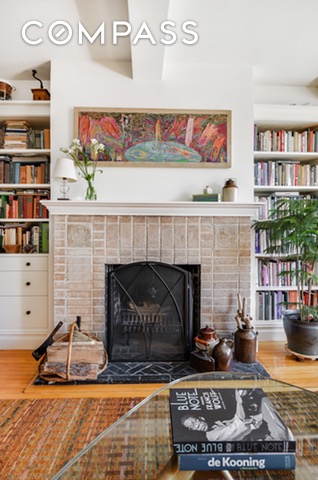 61 West 9th Street, New York, NY 10011