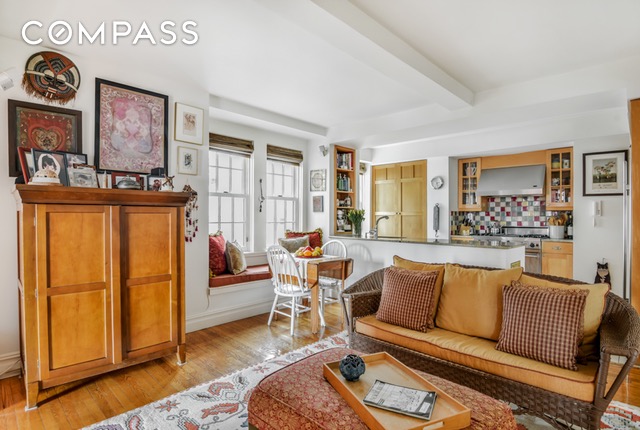 61 West 9th Street, New York, NY 10011