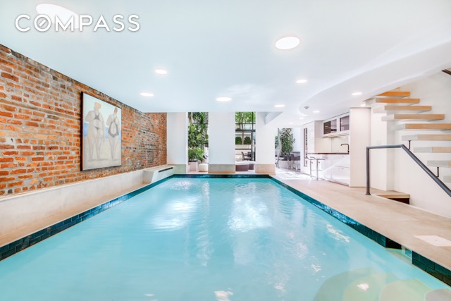 232 West 15th Street, New York, NY 10011