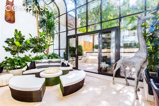 232 West 15th Street, New York, NY 10011