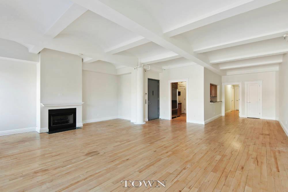 27 North Moore Street, New York, NY 10013