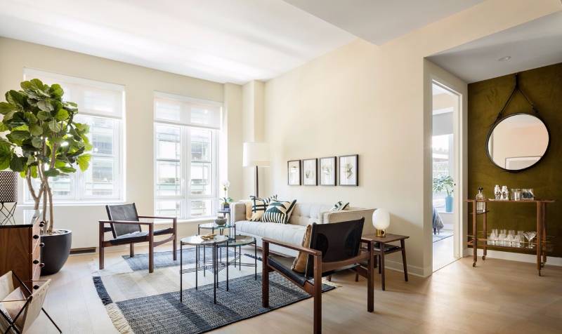 261 Hudson St, 11-L, New York, NY 10013