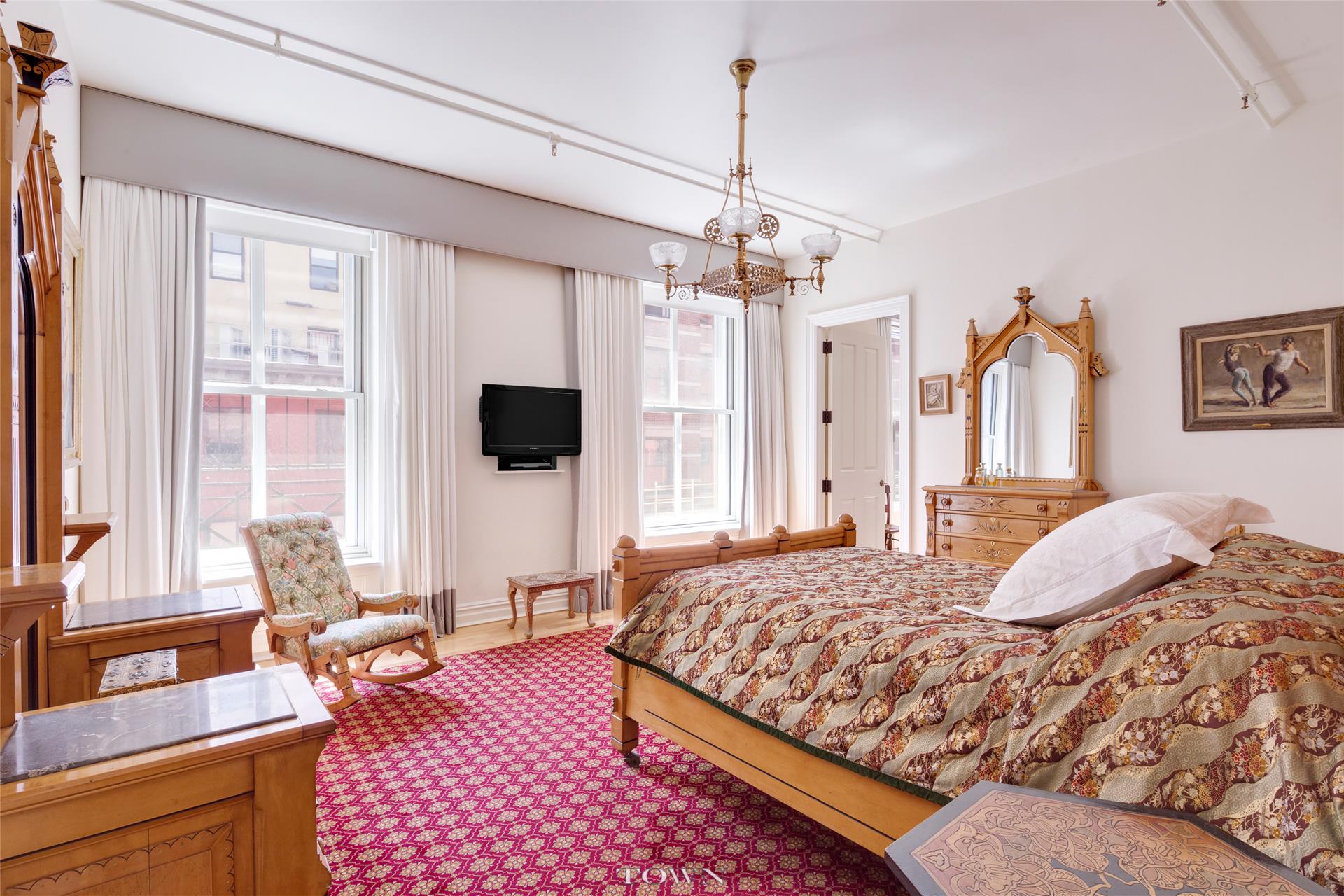 129 Grand Street, New York, NY 10013