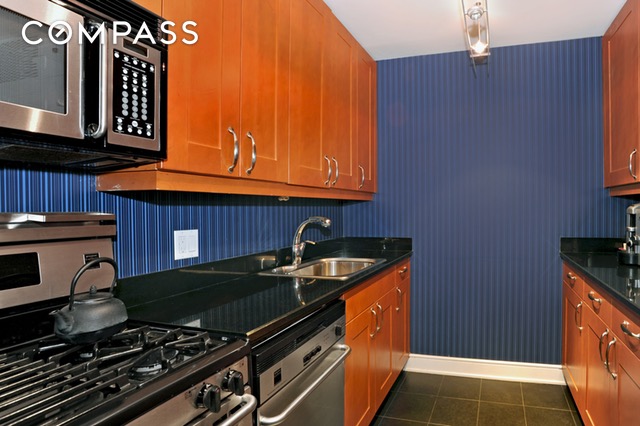 99 Jane Street, New York, NY 10014