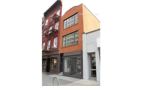 22 Greenwich Avenue, New York, NY 10014
