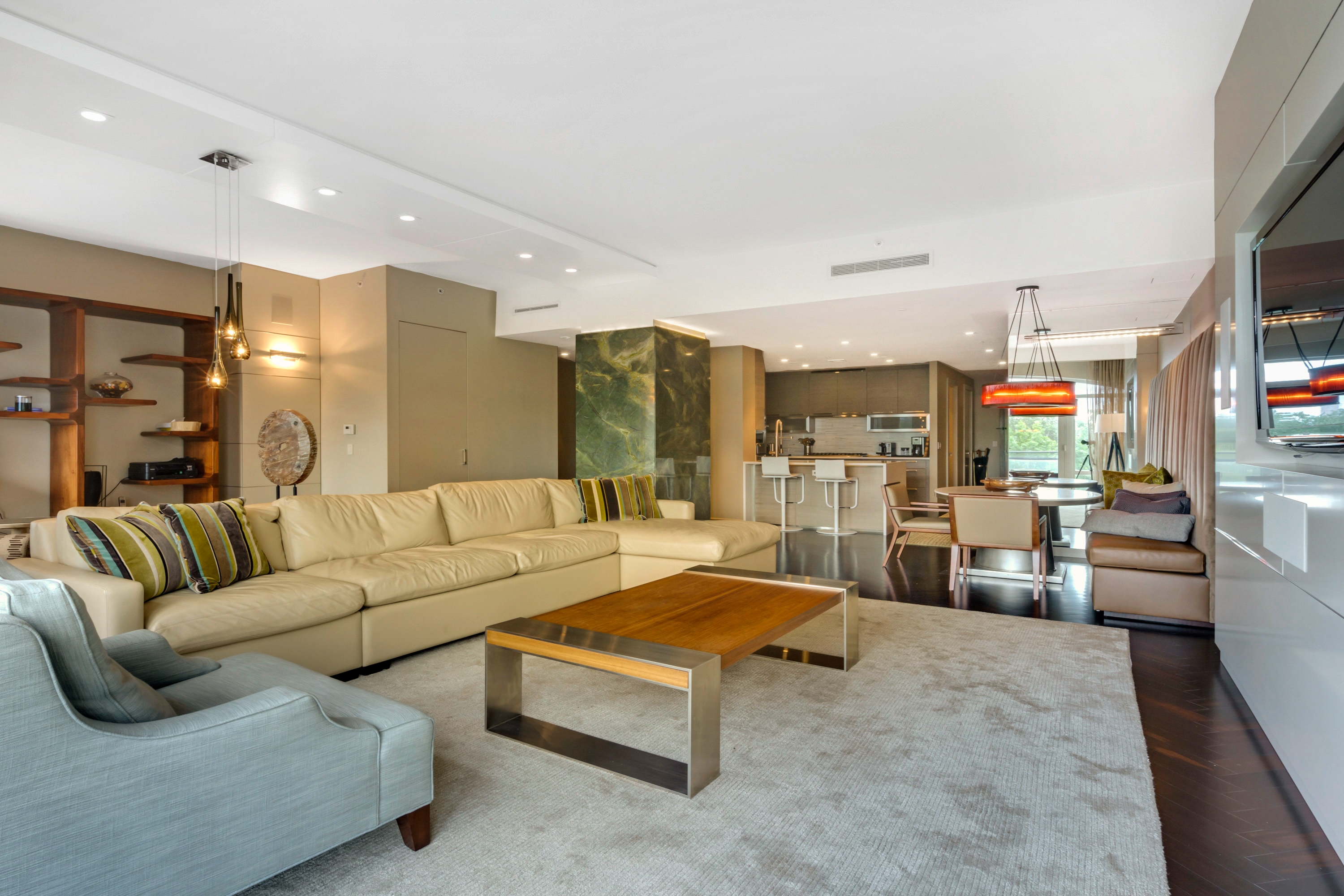 400 West 12th Street, New York, NY 10014