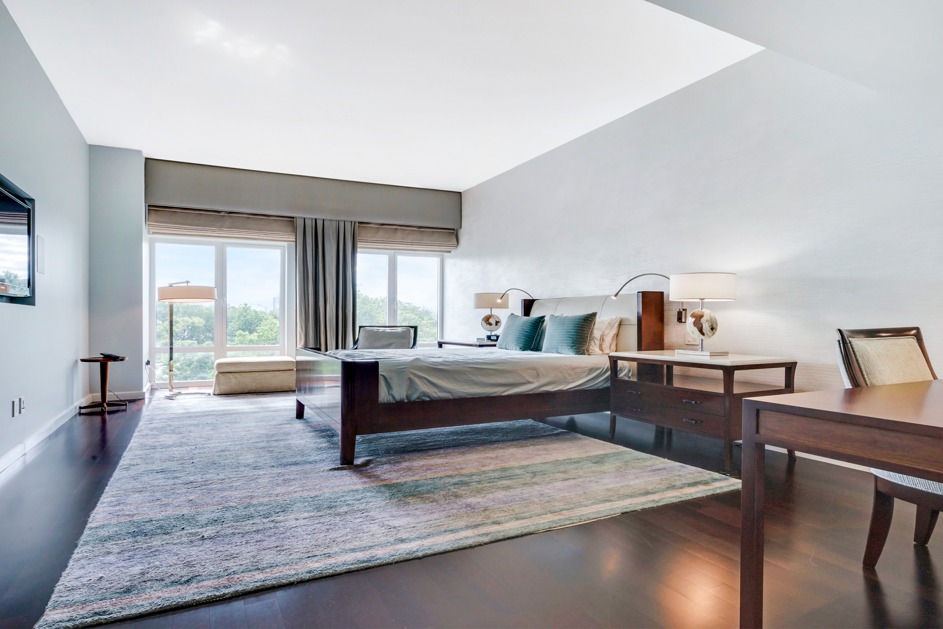 400 West 12th Street, New York, NY 10014