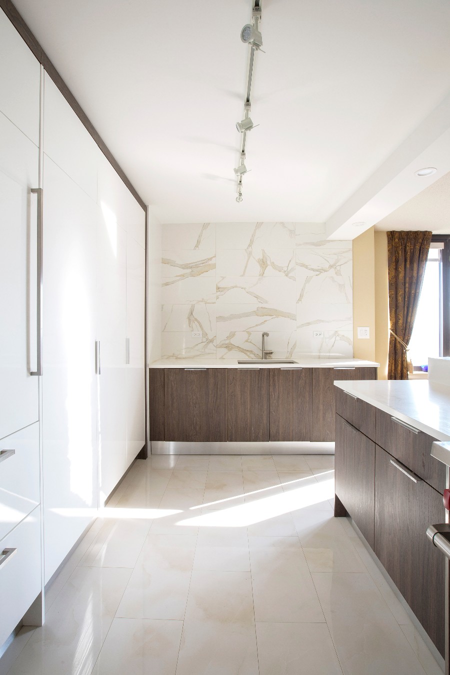 330 East 38th Street, New York, NY 10016