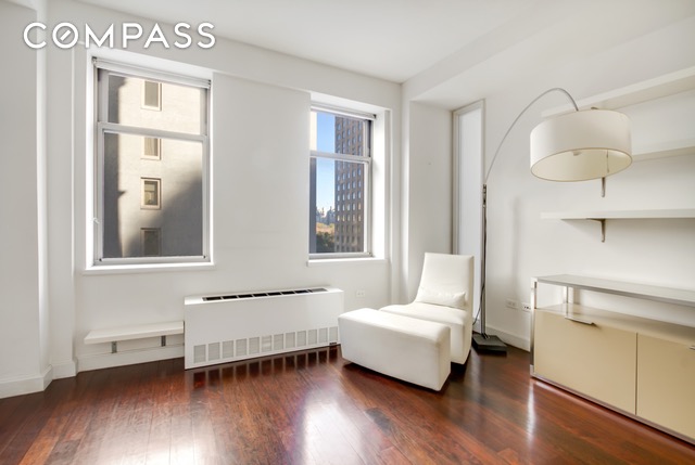 100 West 58th Street, New York, NY 10019