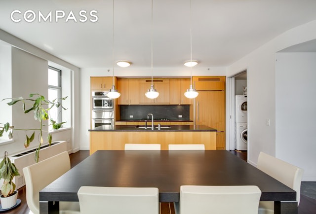 100 West 58th Street, New York, NY 10019