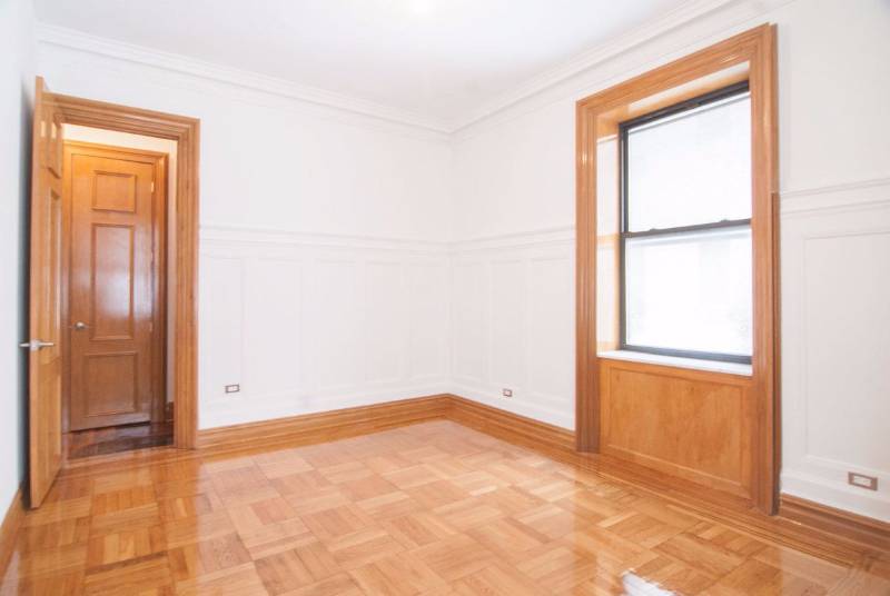 853 Seventh Ave, 7-H, New York, NY 10019