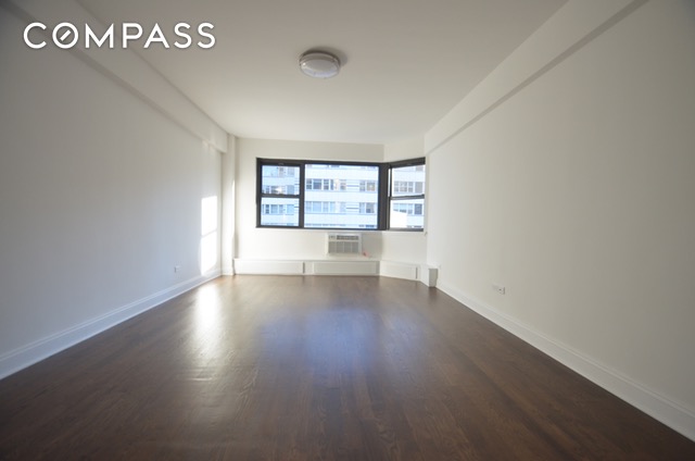 219 East 69th Street, New York, NY 10021