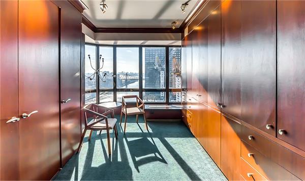 530 East 76th Street, New York, NY 10021