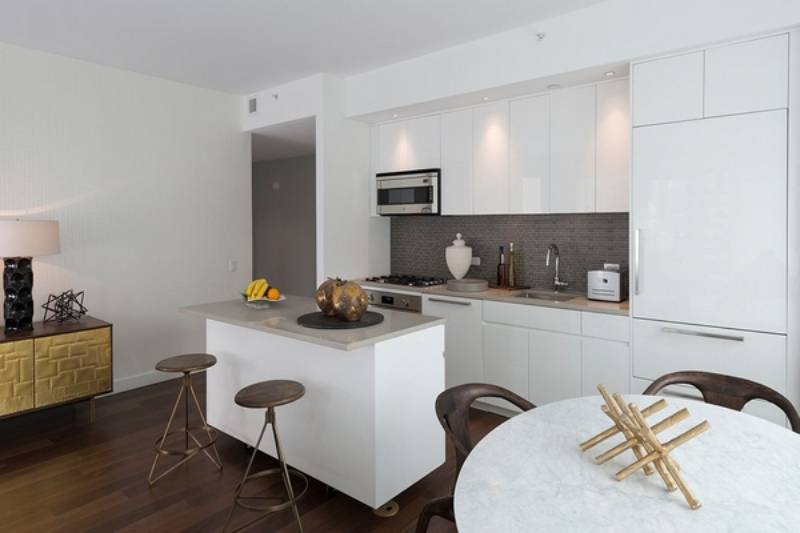 Midtown East, 19G, New York, NY 10022