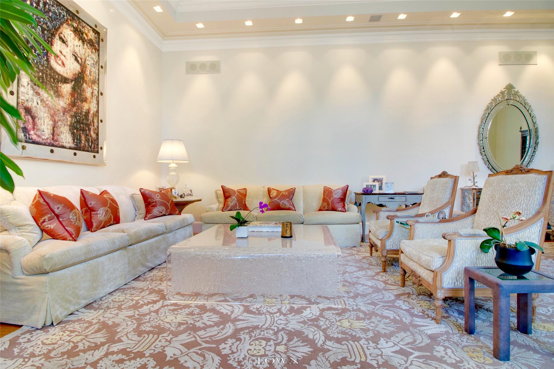 351 East 51st Street, New York, NY 10022