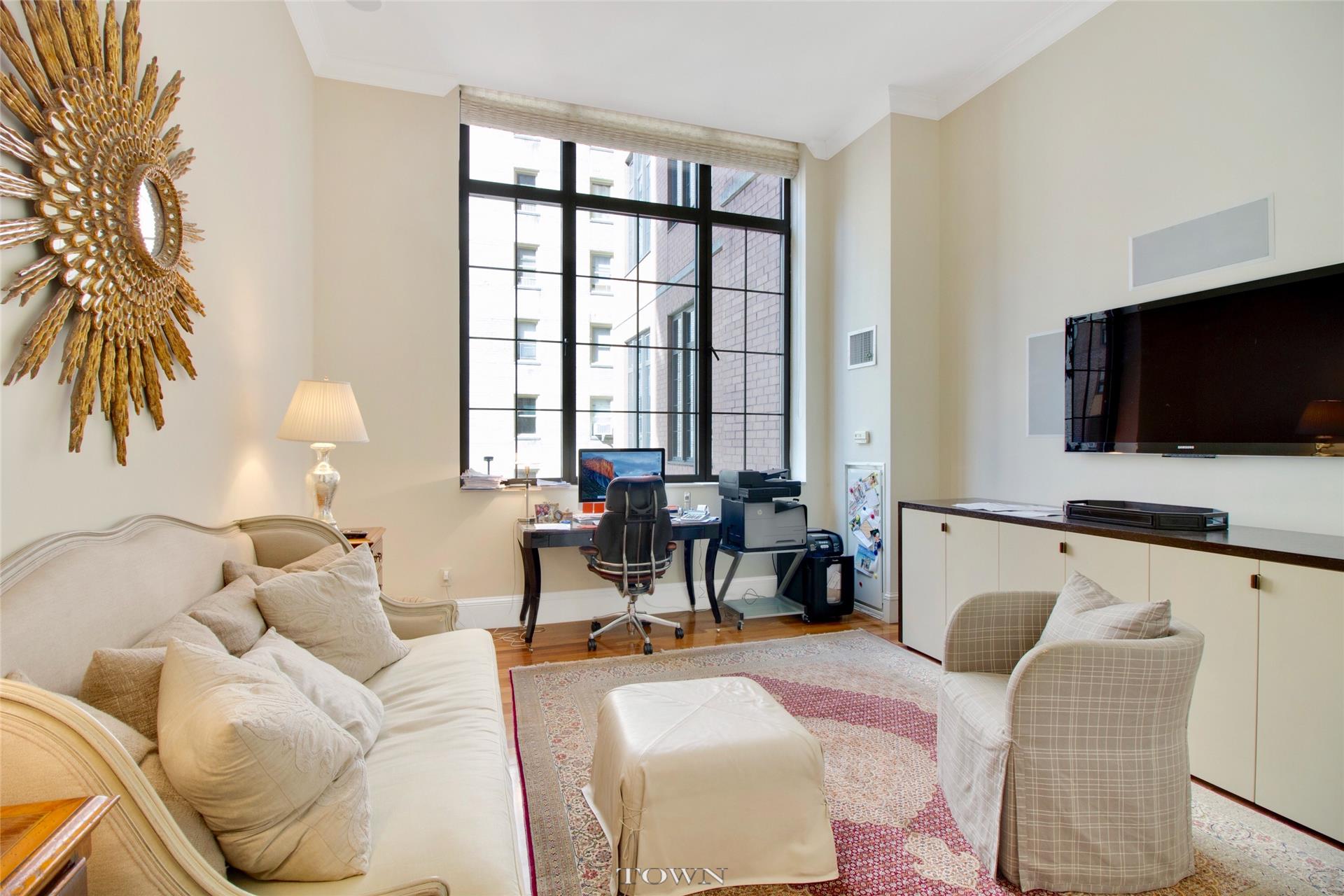 351 East 51st Street, New York, NY 10022