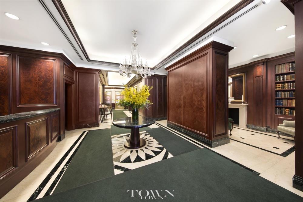 351 East 51st Street, New York, NY 10022