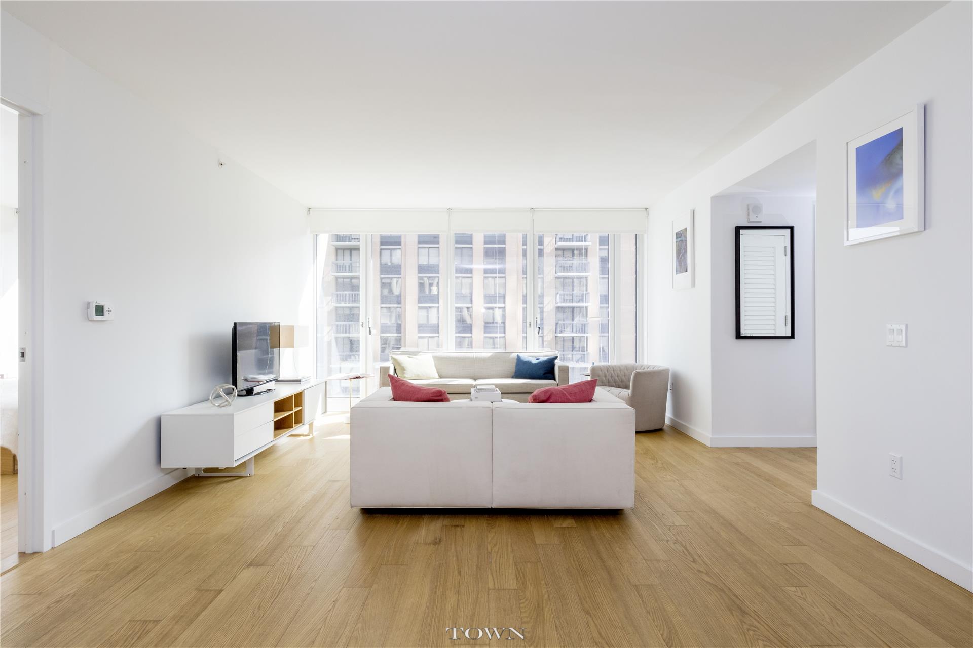 170 Amsterdam Avenue, New York, NY 10023