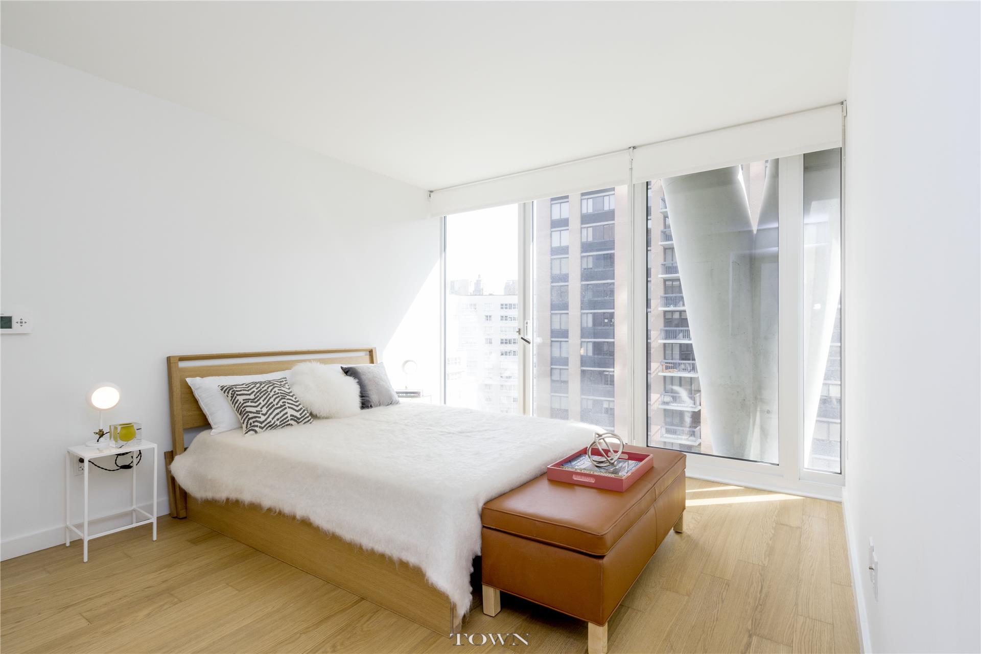 170 Amsterdam Avenue, New York, NY 10023