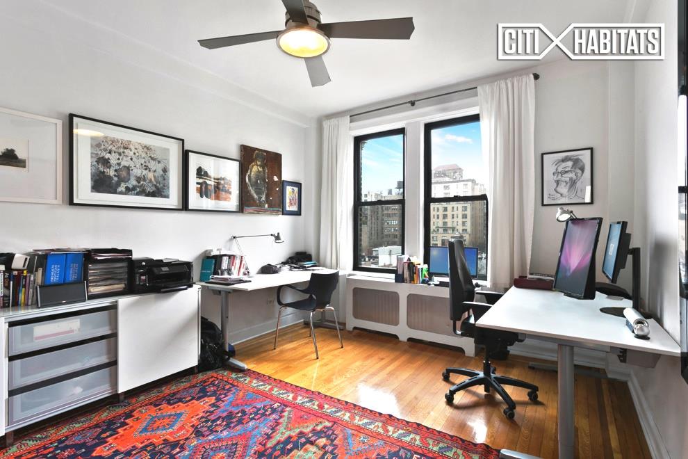 30 West 70th Street, New York, NY 10023