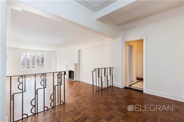 25 Central Park West, New York, NY 10023