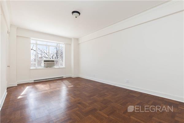 25 Central Park West, New York, NY 10023