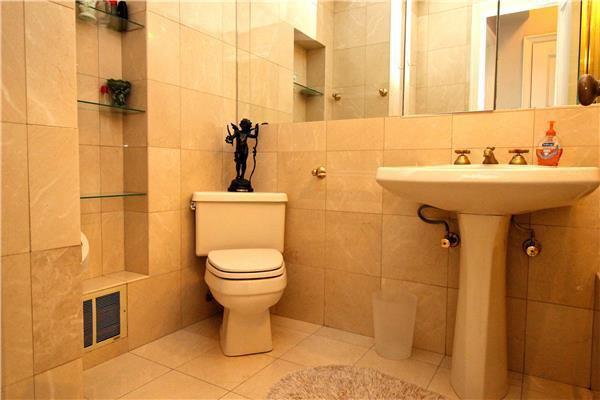 25 Central Park West, New York, NY 10023