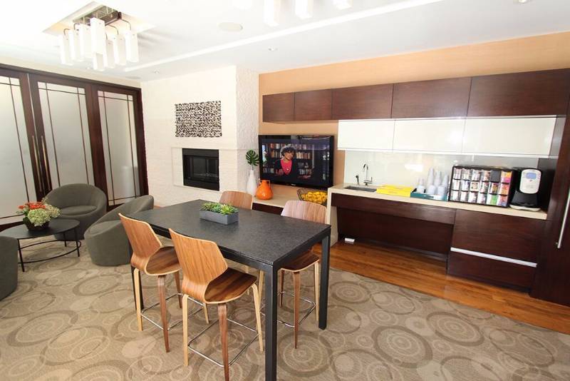 200 West 72nd St, 16-E, New York, NY 10023