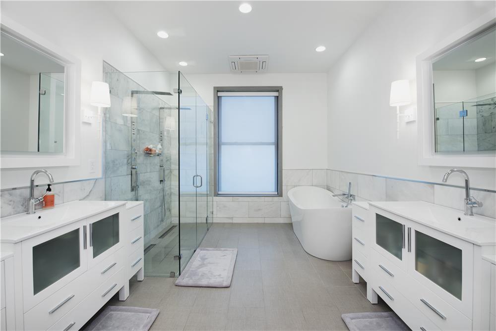 318 West 71st Street, New York, NY 10023