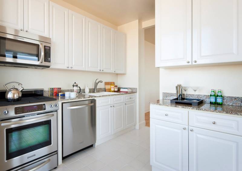 400 East 84th St, PH-2A, New York, NY 10028