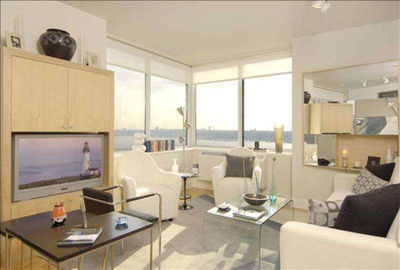 160 Riverside Blvd, 22-A, New York, NY 10069