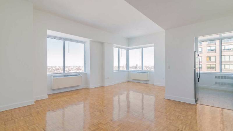 160 Riverside Blvd, 34-D, New York, NY 10069