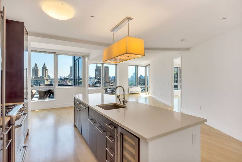 200 West 72nd St, 18-G, New York, NY 10069