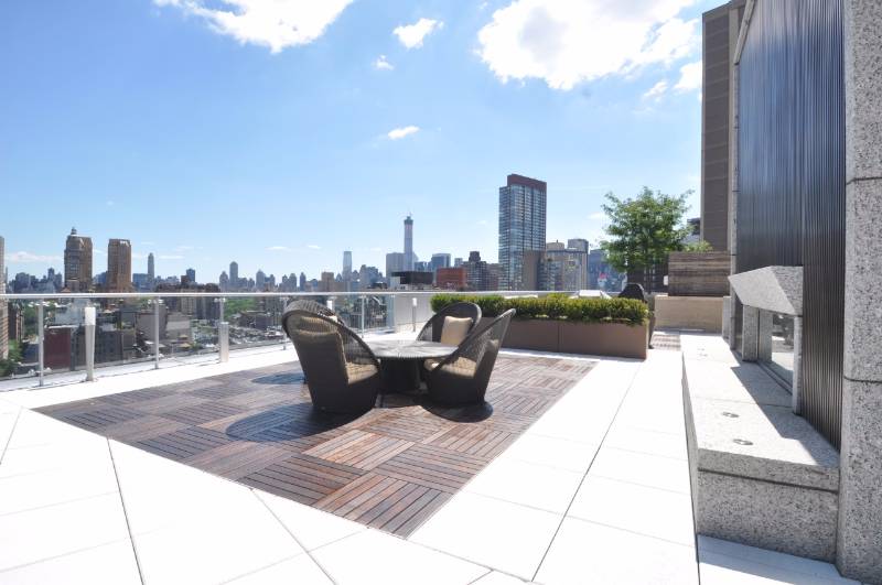 200 West 72nd St, 18-G, New York, NY 10069