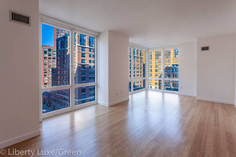 300 North End Ave, 10-M, New York, NY 10282