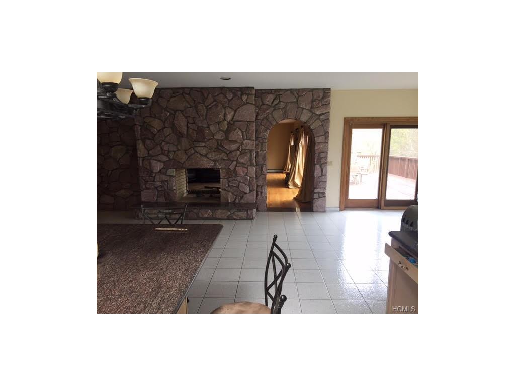 8 CaptainTheale Road, Bedford, NY 10506