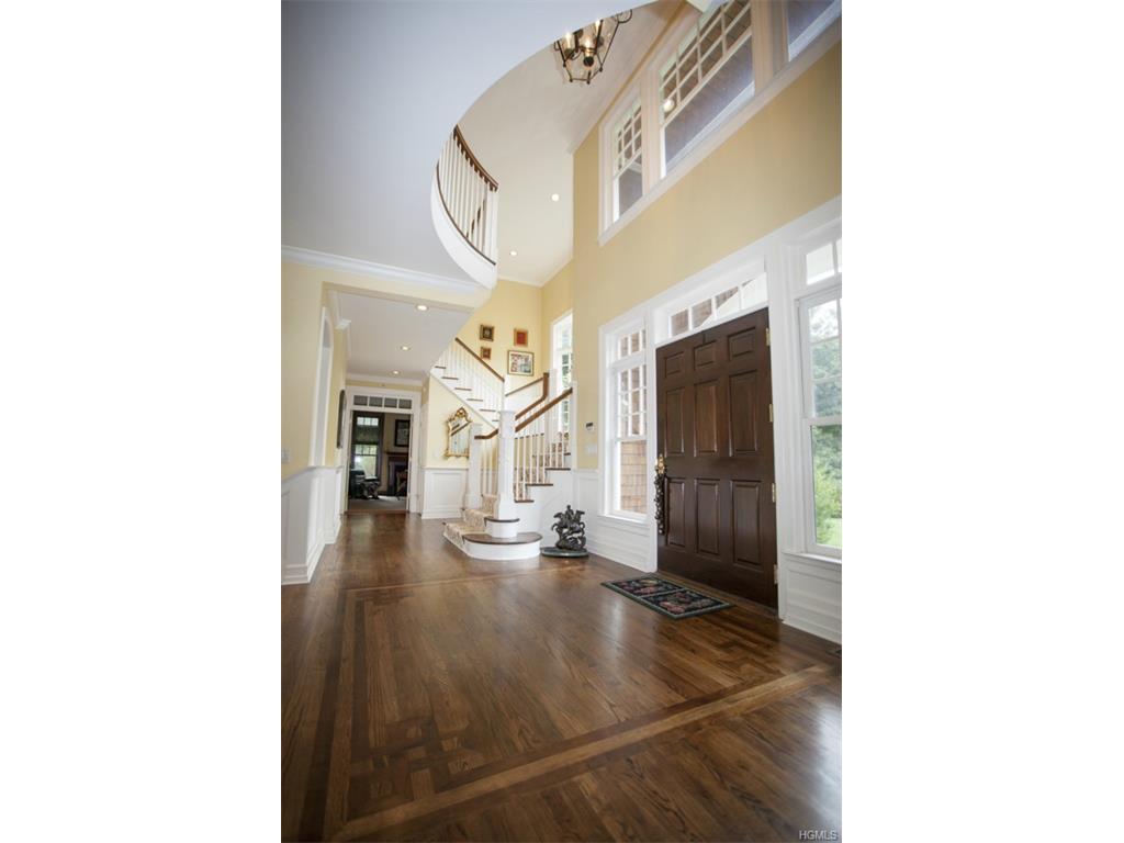 2-A Meadowbrook Road, Katonah, NY 10536
