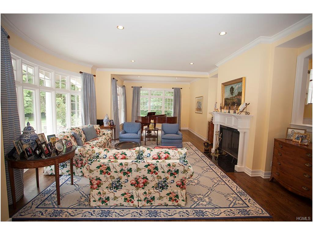 2-A Meadowbrook Road, Katonah, NY 10536