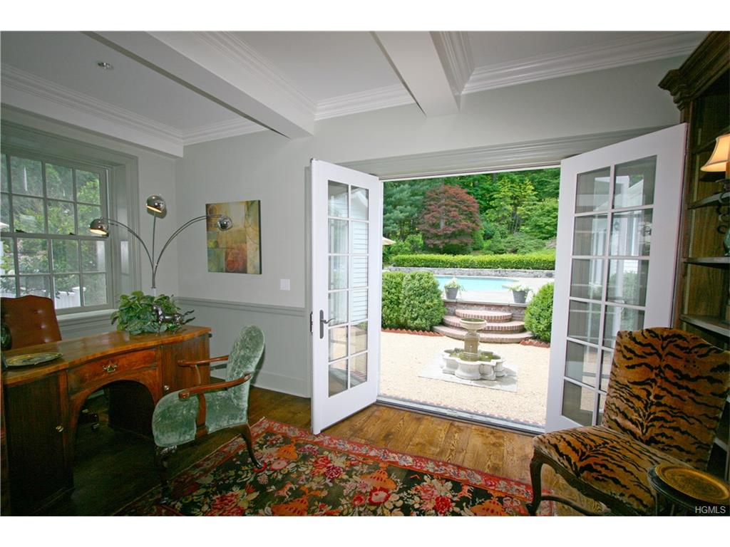 77 Chestnut Ridge Road, Bedford Corners, NY 10549