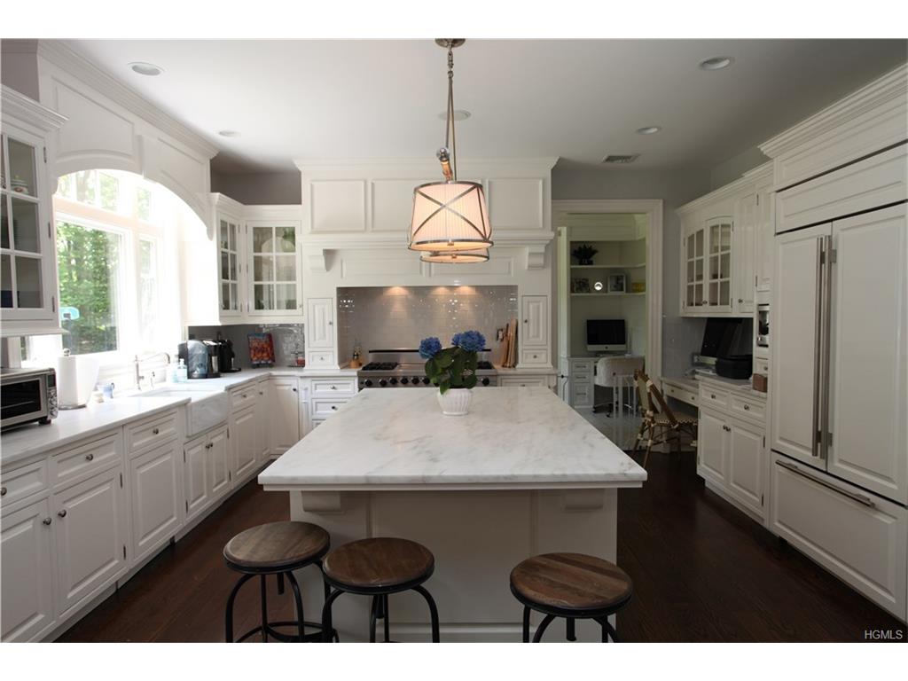 286 Stone Hill Road, Pound Ridge, NY 10576