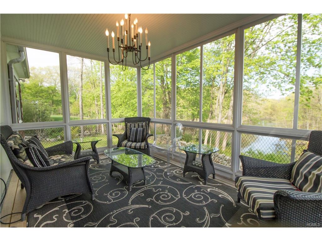 19 Rockridge Road, Rye, NY 10580