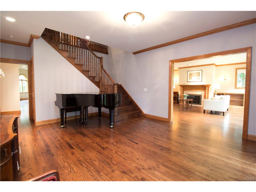 133 Brewster Road, Scarsdale, NY 10583