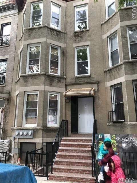 5714 6 Ave, Brooklyn, NY 11220
