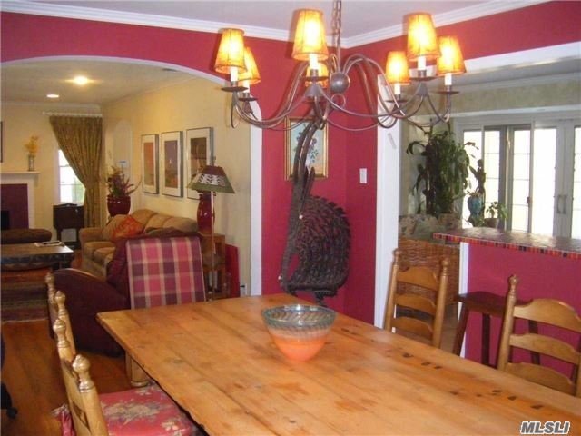 42 Vernon Ave, Atlantic Beach, NY 11509