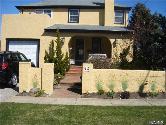 42 Vernon Ave, Atlantic Beach, NY 11509