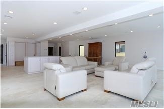 2000 Bay Blvd, Atlantic Beach, NY 11509