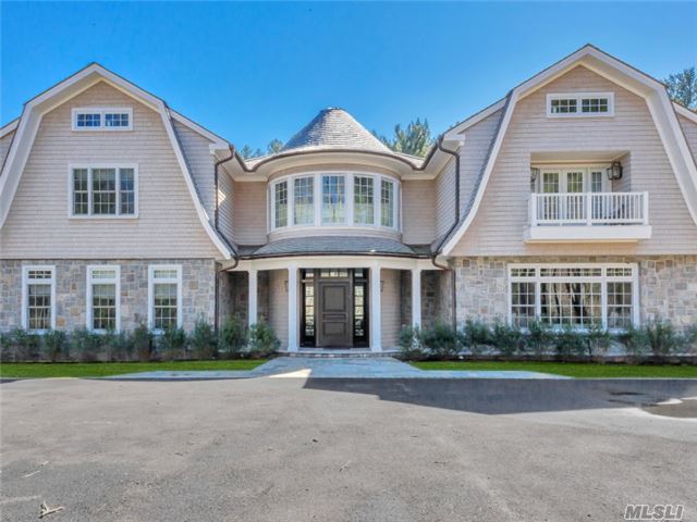 29 Winding Ln, Upper Brookville, NY 11545