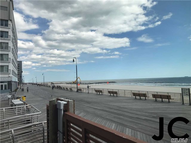 100 W Broadway, Long Beach, NY 11561